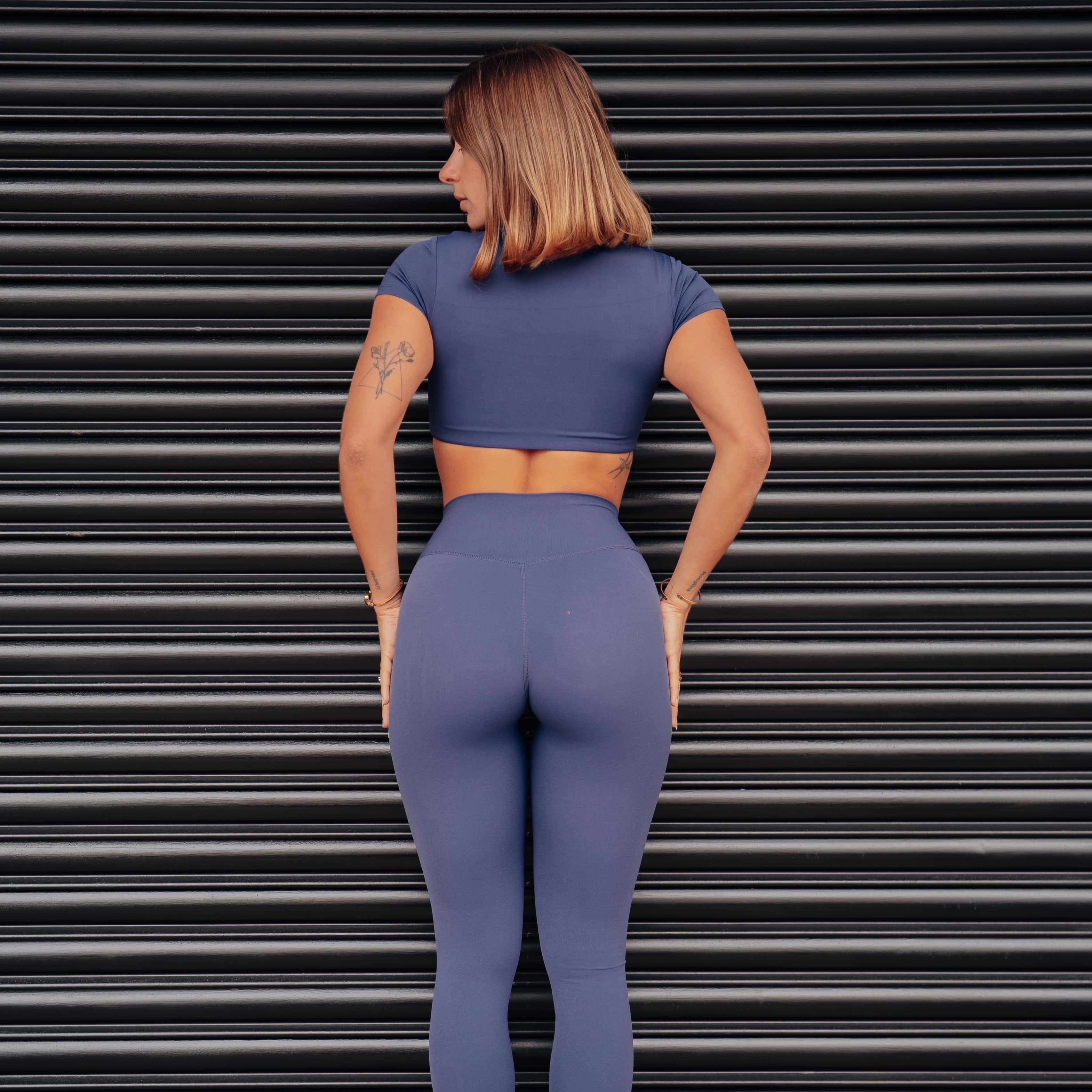 Seamless Crop Tee & Stretchy Leggings Set